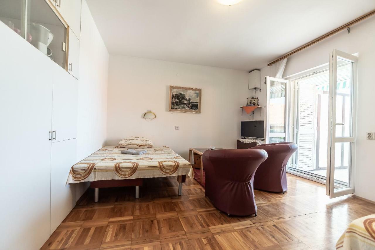 Kiwi Apartments Gornji Karin Kültér fotó