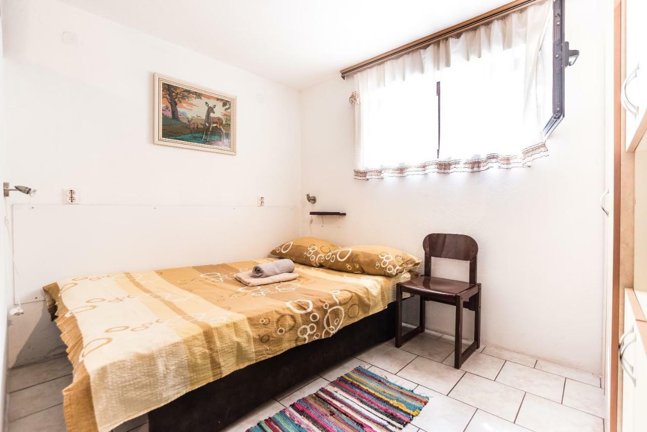 Kiwi Apartments Gornji Karin Kültér fotó