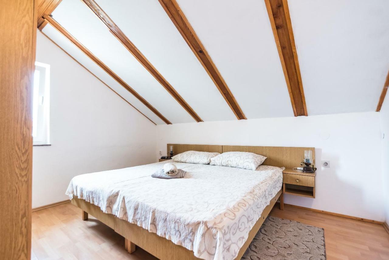 Kiwi Apartments Gornji Karin Kültér fotó