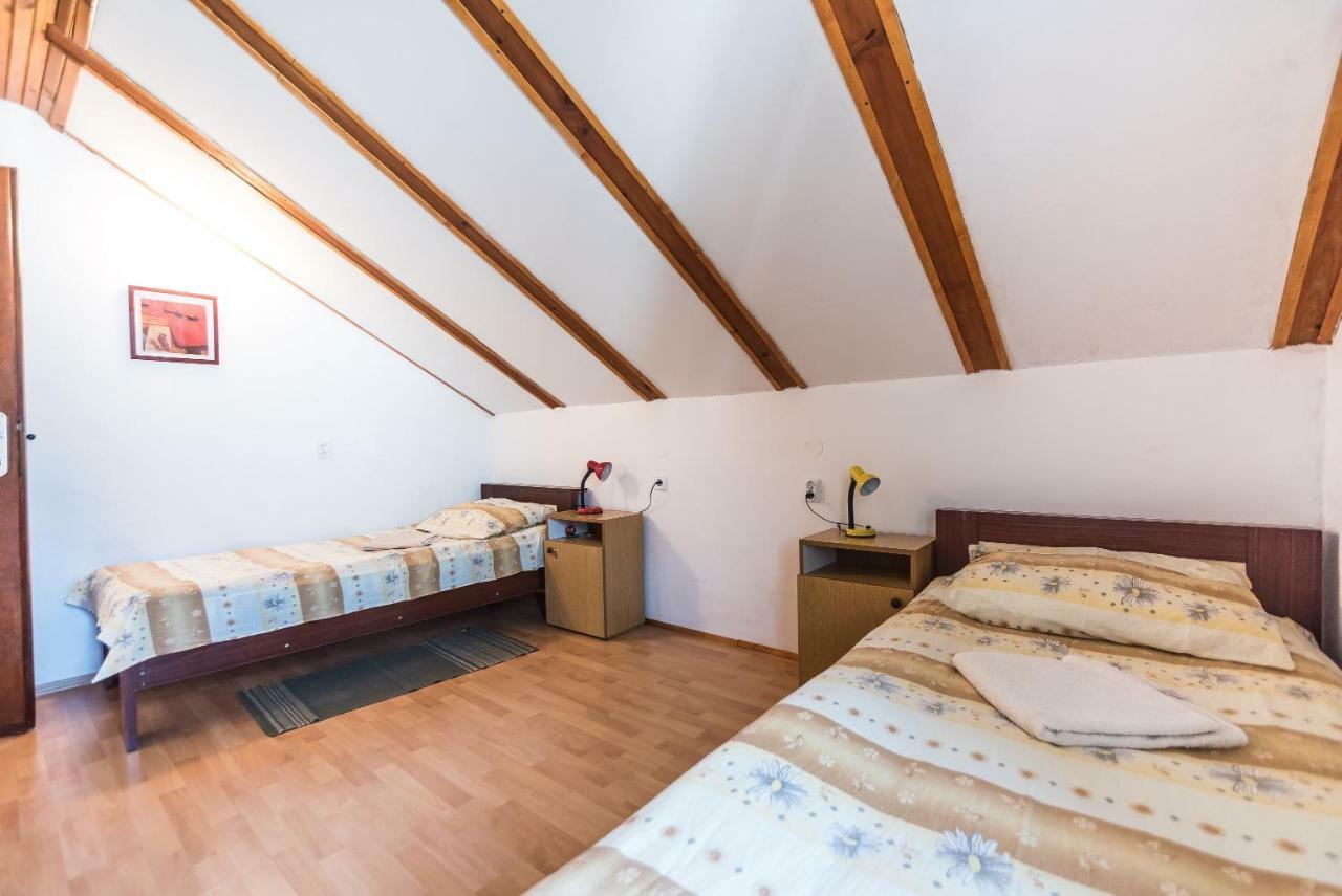 Kiwi Apartments Gornji Karin Kültér fotó