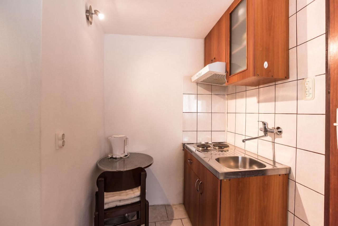 Kiwi Apartments Gornji Karin Kültér fotó